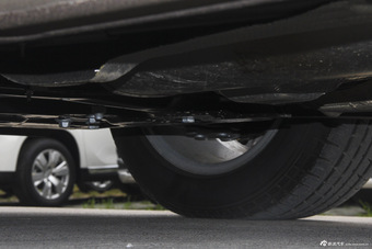 2014款东风标致408 1.8L自动豪华版