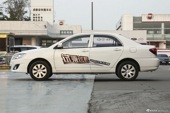 2013款花冠1.6L手动豪华版