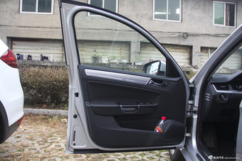 2014款宝来1.6L自动舒适型