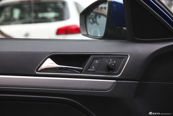 2015款朗逸1.4T自动DSG舒适版