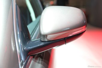 2015上海车展：捷豹XJL