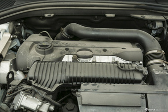 2016款沃尔沃XC60 2.0T自动 T5 AWD智驭版