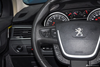 2015款东风标致508 1.8THP 自动致尊版