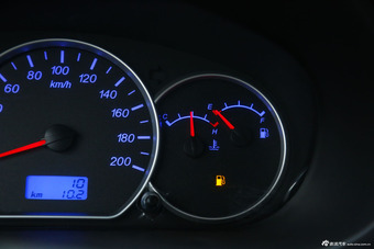 2014款五菱宏光 1.2L 手动标准型