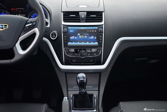 2016款吉利帝豪1.3T手动三厢向上版