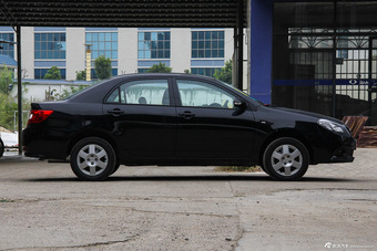 2015款比亚迪F3节能版1.5L手动豪华型