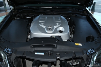 2012款皇冠V6 2.5L Royal Saloon