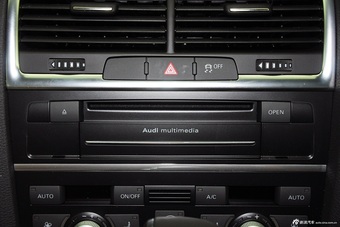 2015款奥迪Q7 35TFSI进取型