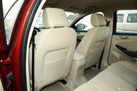 2015款艾瑞泽7 1.6L手动致领版