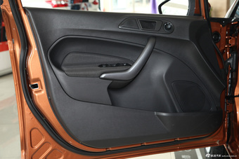 2013款嘉年华三厢1.5L手动风尚型