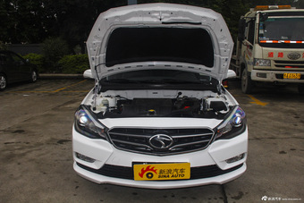 2015款V5菱致plus 1.5L手动智趣型