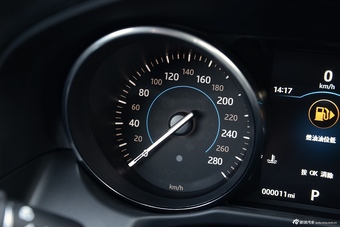 2016款捷豹XF 2.0T自动两驱风华版