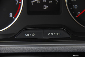 2013款朗行1.6L自动豪华型