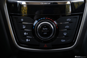 2014款长安CS75 1.8T自动精英型国5