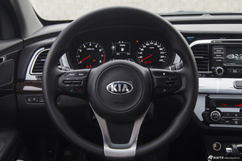 2014款起亚K4 1.8L自动GLS