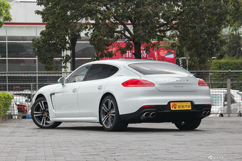 2014款保时捷Panamera 4S Sport Edition 3.0T自动