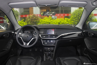 2015款V6菱仕 1.5L手动智趣型图片