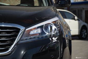 2016款奔腾B90 1.8T自动尊贵型十周年纪念版