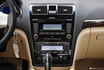 2015款吉利EC8 2.0L自动精英型