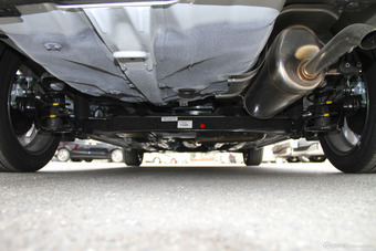 2015款起亚K2 1.6L自动Premium三厢