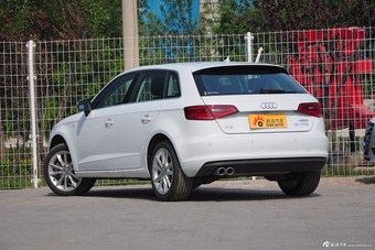 2015款奥迪A3 Sportback40TFSI舒适型