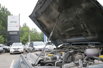 2014款牧马人2.8TD撒哈拉四门版