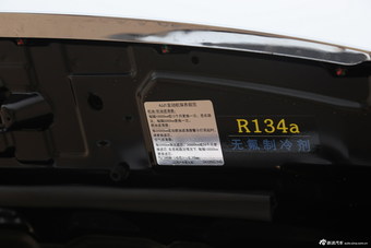 2015款五十铃mu-X 3.0T自动四驱探索型