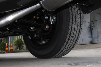 2015款比亚迪S7升级版1.5T手动尊贵型