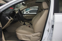 2015款艾瑞泽7 1.6L手动致享版