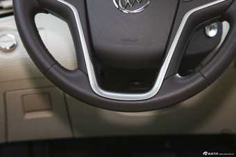 2013款君越2.4L SIDI自动领先舒适型