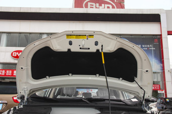 2016款比亚迪元1.5L手动尊荣型