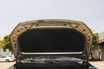 2016款长安CS75 2.0L手动领先型国5