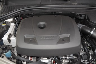 2016款沃尔沃XC60 2.0T T5智行版