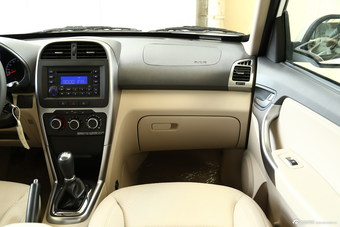 2014款瑞虎3 1.6L手动风尚型