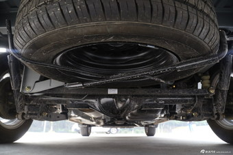 2015款1.5L手动超豪华型