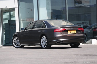 2014款奥迪A8L W12旗舰 版