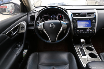 2013款天籁2.5L自动XL-NAVI豪华版