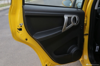 2014款悦悦J2 1.0L手动豪华型