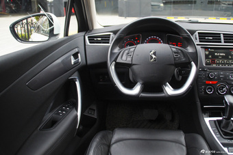 2014款DS 5LS THP160 1.6T自动豪华版