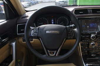 2016款哈弗H2 1.5T手动四驱豪华型