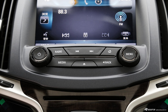 2014款君越2.0T SIDI自动精英技术型