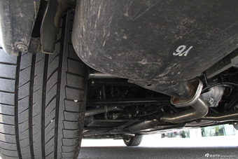 2015款英菲尼迪Q70L 2.5L豪华版