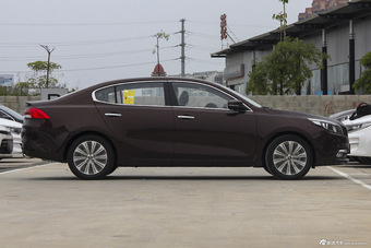 2014款起亚K4 1.8L自动DLX