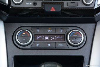 2015款启辰T70 2.0LCVT睿享版