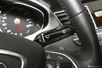 2014款奥迪A8L 3.0T自动50TFSI quattro豪华型