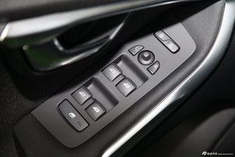 2014款沃尔沃V40 Cross Country 2.0T智逸版