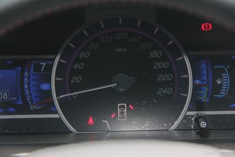 2014款比亚迪S6 1.5TI手动旗舰型