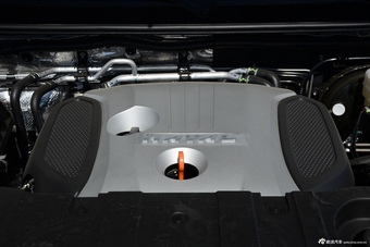 2016款哈弗H9 2.0T自动豪华型7座