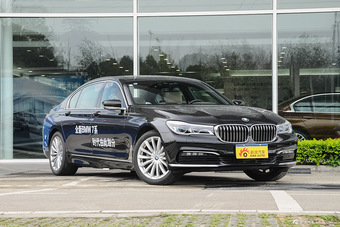 2017款宝马7系740Li 3.0T自动豪华型