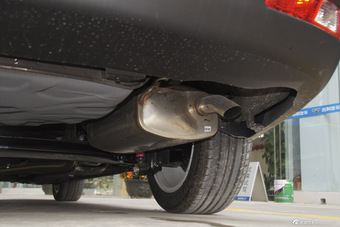 2016款吉利帝豪1.5L自动三厢向上版